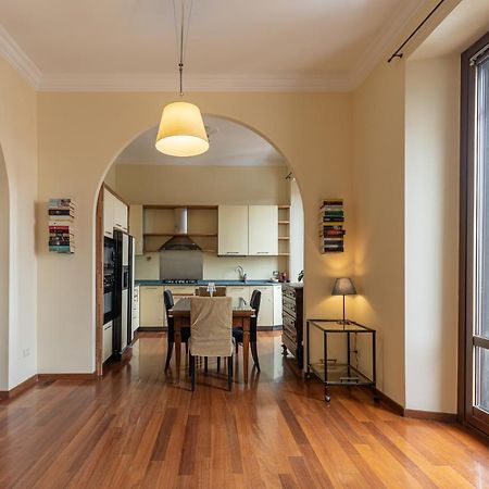Beplace Apartments In Lotto Milánó Kültér fotó